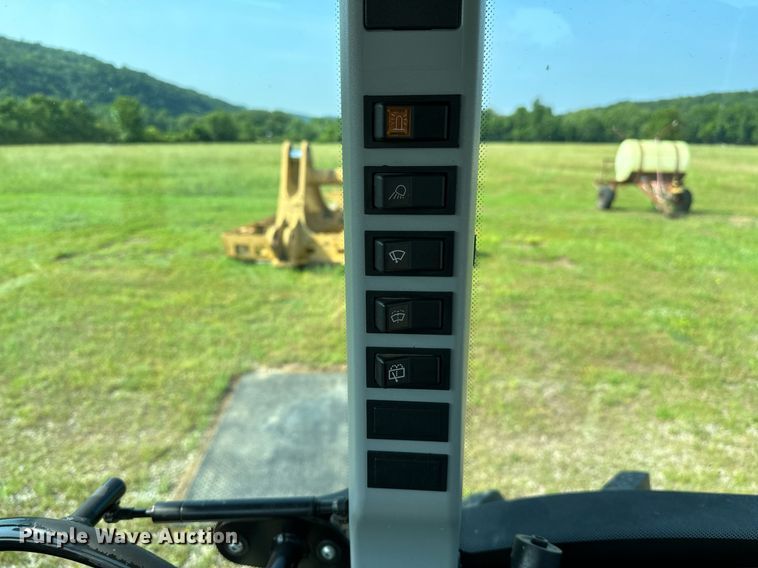 image for item OG9015 New Holland T4030  tractor