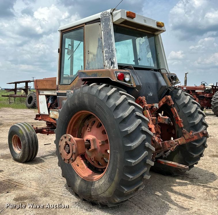 image for item OG9021 International 1586  tractor