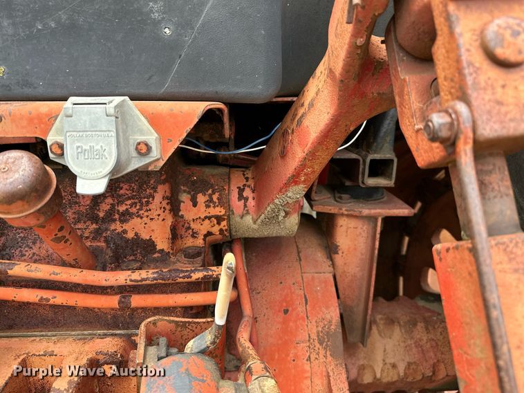 image for item OG9021 International 1586  tractor