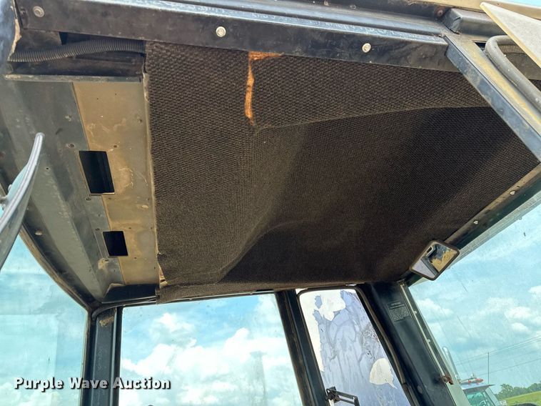 image for item OG9021 International 1586  tractor