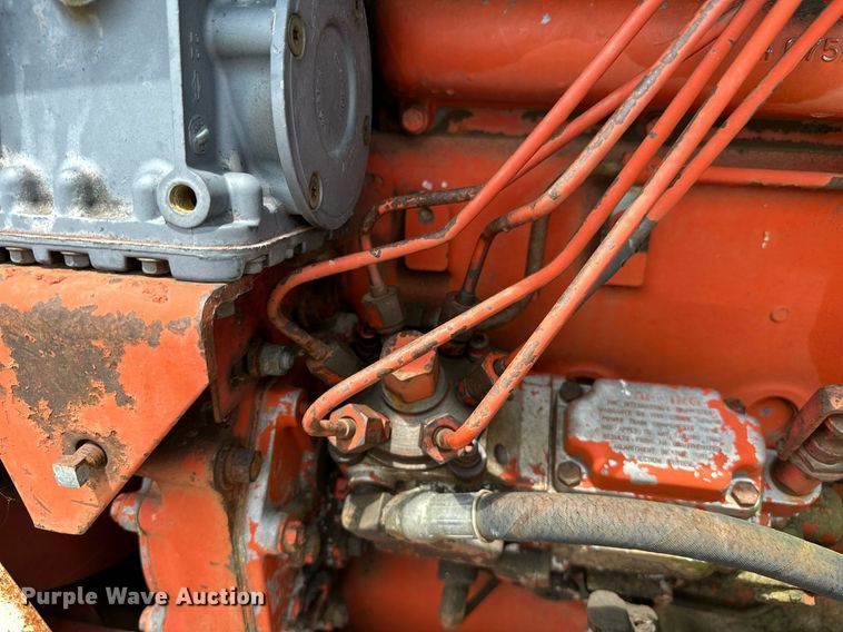 image for item OG9021 International 1586  tractor