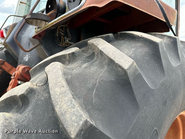 image for item OG9021 International 1586  tractor