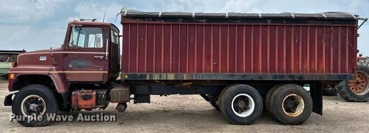 image for item OG9022 1973 Ford  grain truck
