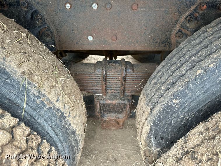 image for item OG9022 1973 Ford  grain truck