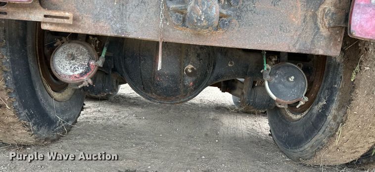 image for item OG9022 1973 Ford  grain truck