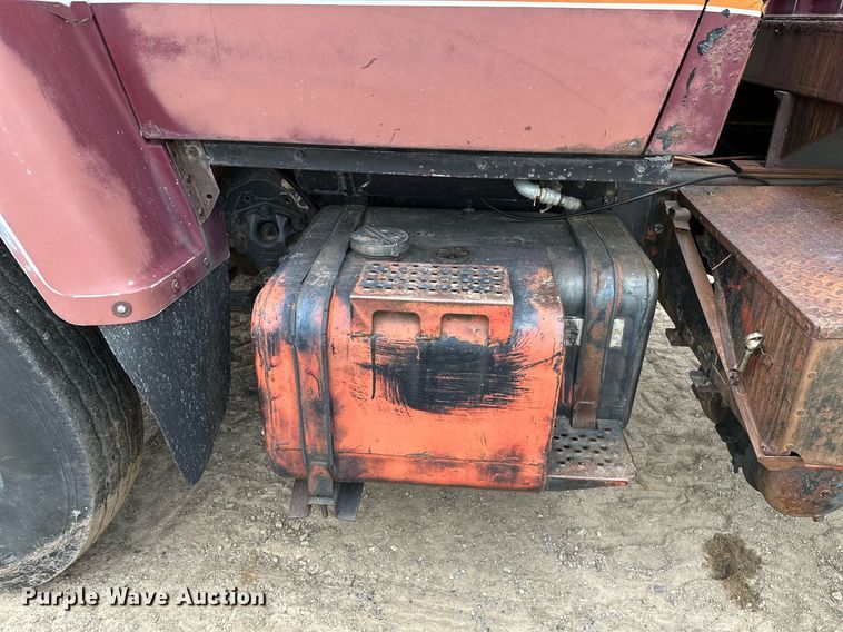 image for item OG9022 1973 Ford  grain truck