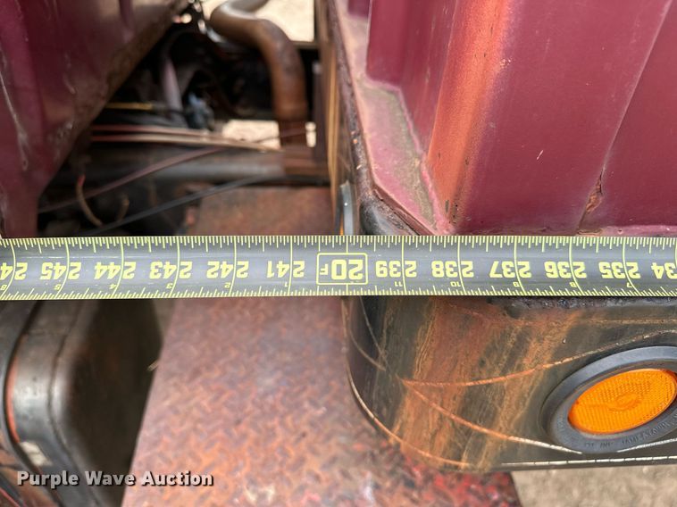 image for item OG9022 1973 Ford  grain truck