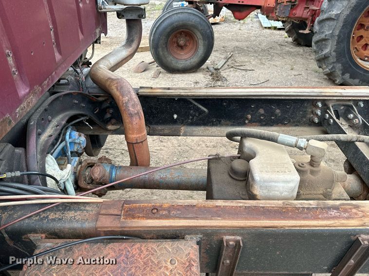 image for item OG9022 1973 Ford  grain truck