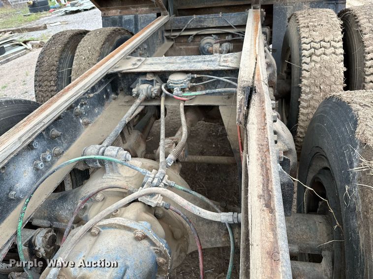 image for item OG9022 1973 Ford  grain truck