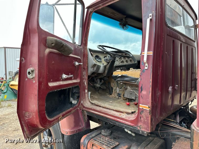 image for item OG9022 1973 Ford  grain truck