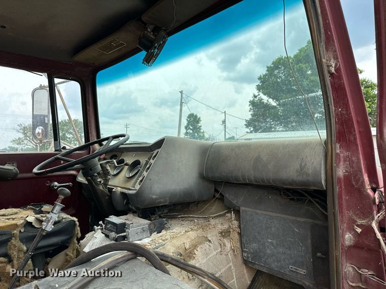 image for item OG9022 1973 Ford  grain truck