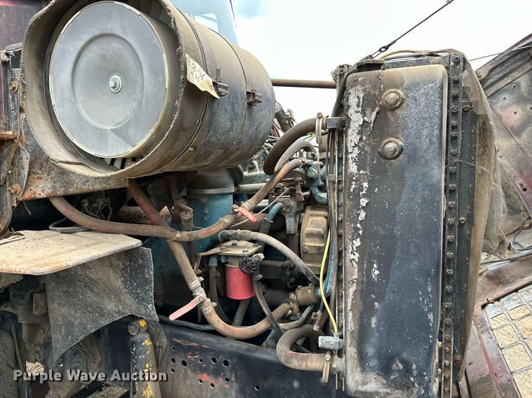 image for item OG9022 1973 Ford  grain truck