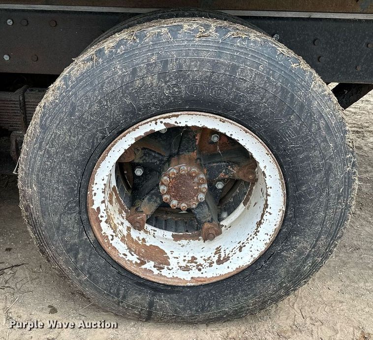 image for item OG9022 1973 Ford  grain truck