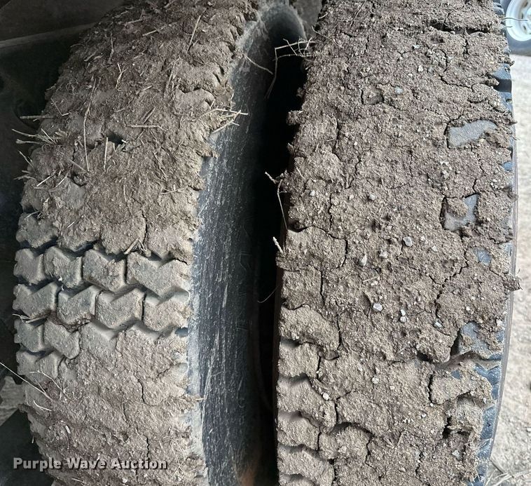 image for item OG9022 1973 Ford  grain truck