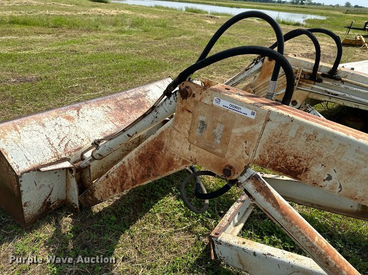 image for item OG9031 International 2000  loader