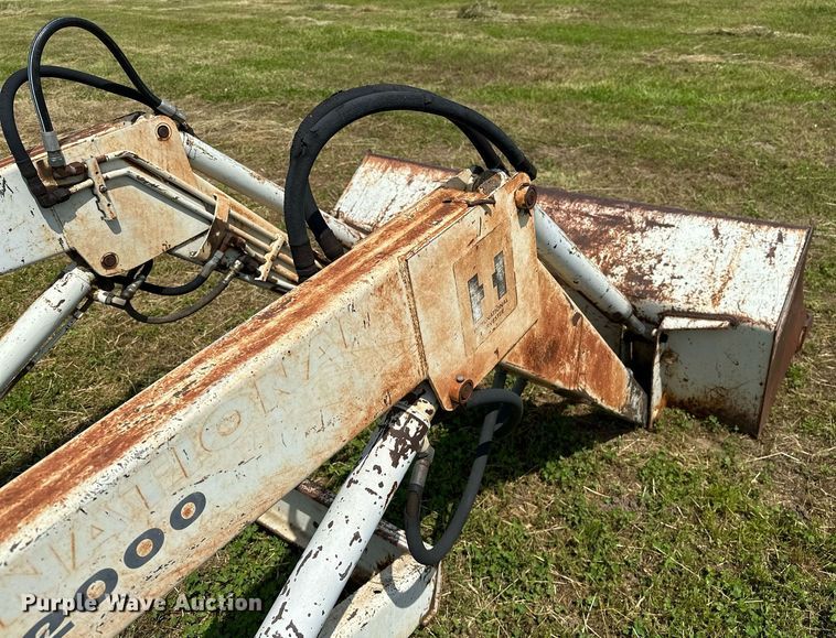 image for item OG9031 International 2000  loader