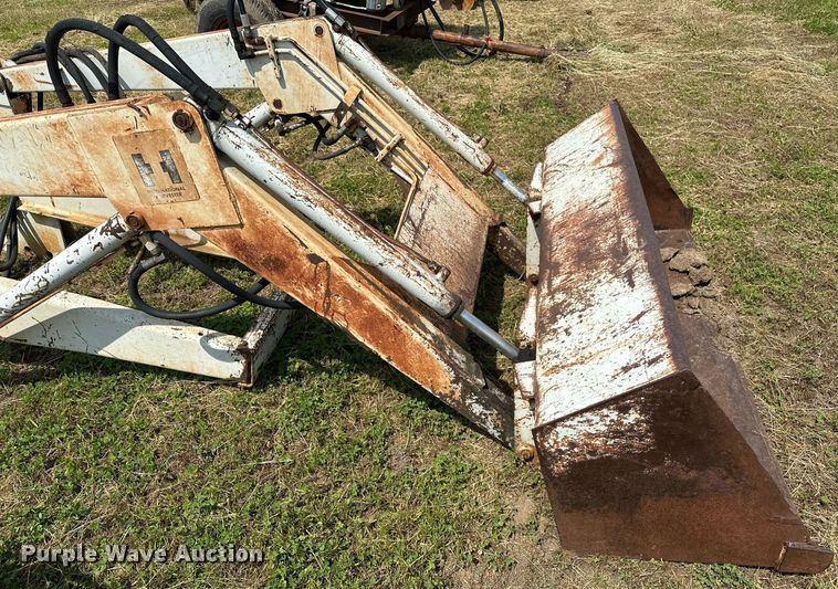 image for item OG9031 International 2000  loader