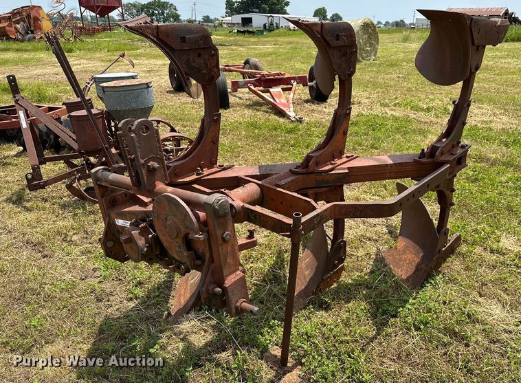 image for item OG9033 Three bottom two-way plow