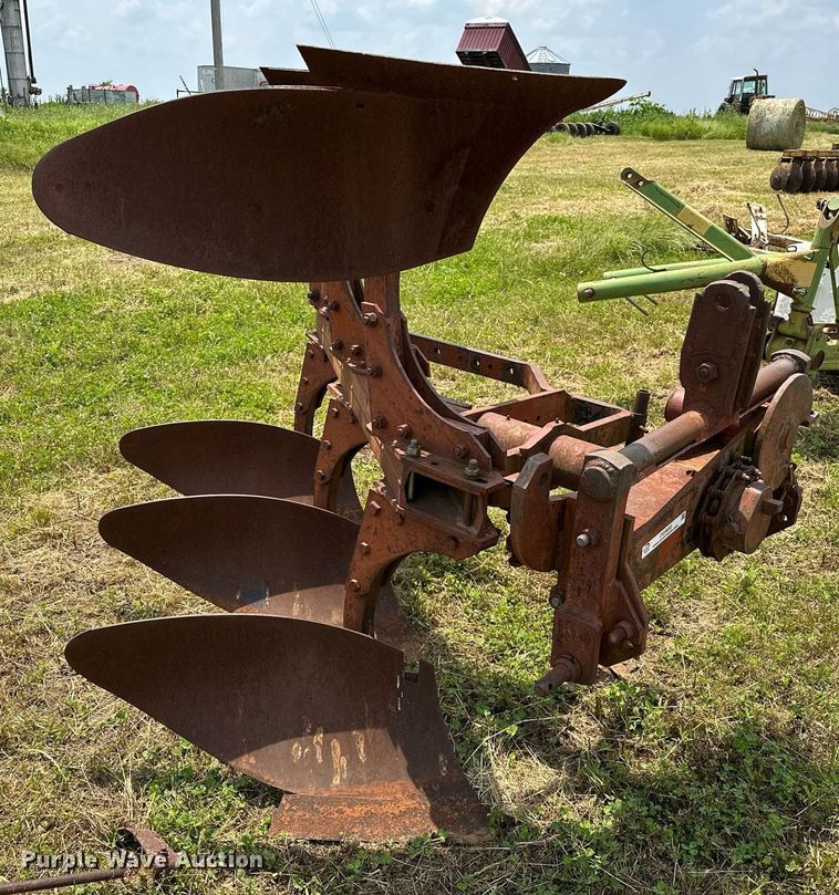 image for item OG9033 Three bottom two-way plow