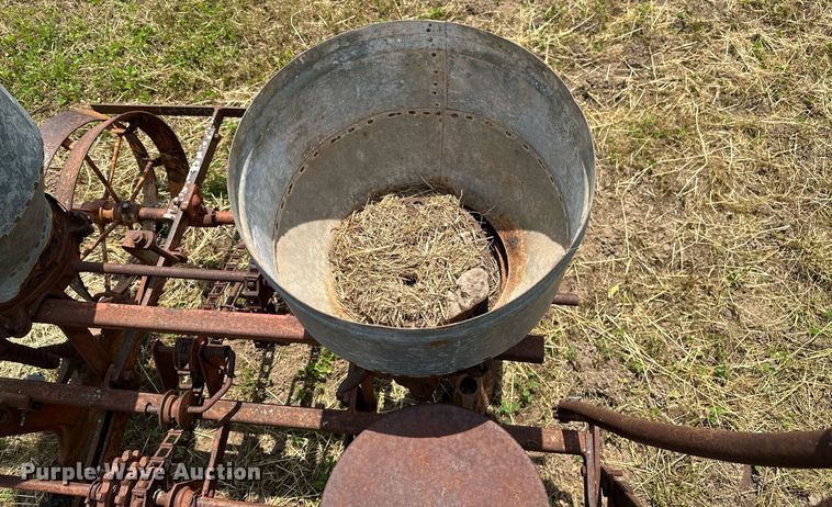 image for item OG9034 Planter