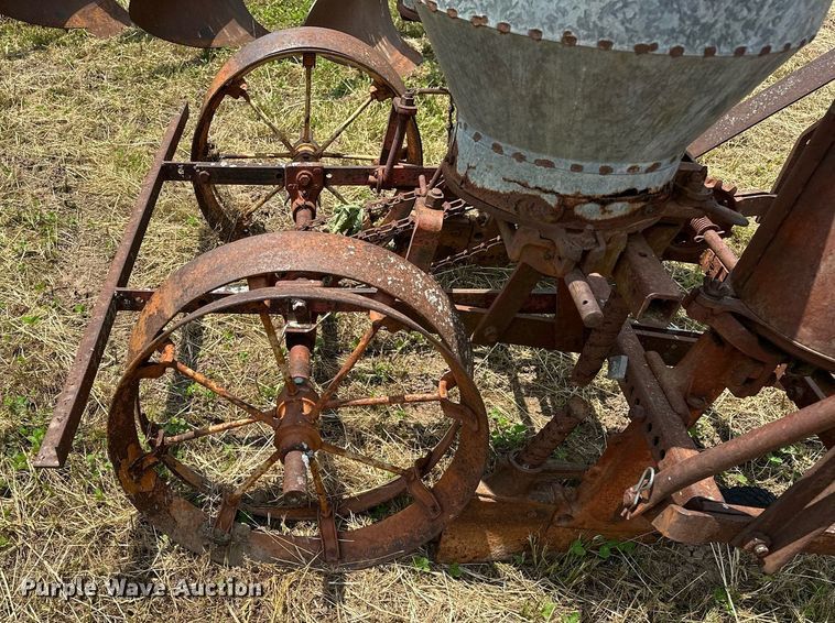 image for item OG9034 Planter