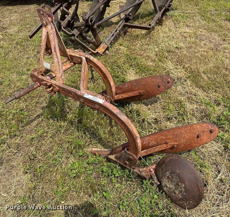 image for item OG9037 Dearborn 10-1  two bottom plow