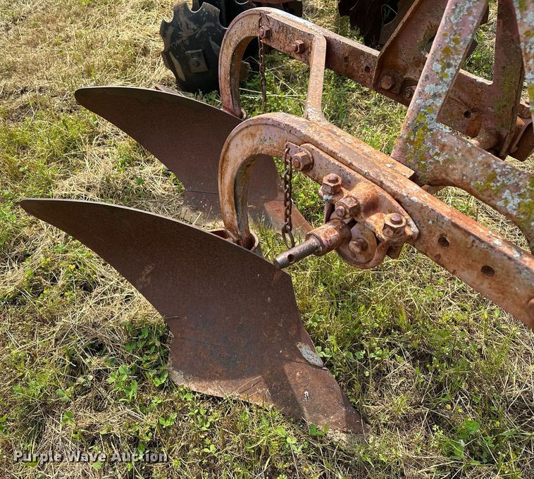 image for item OG9037 Dearborn 10-1  two bottom plow