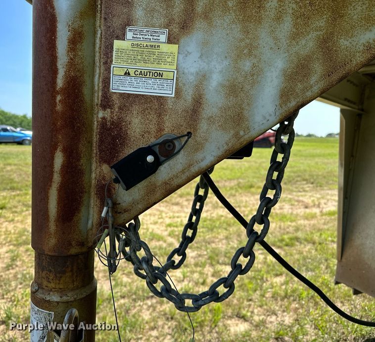 image for item OG9050 C&M  livestock trailer