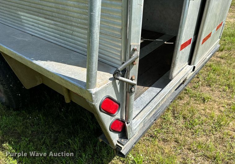 image for item OG9050 C&M  livestock trailer