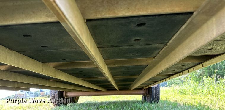 image for item OG9050 C&M  livestock trailer