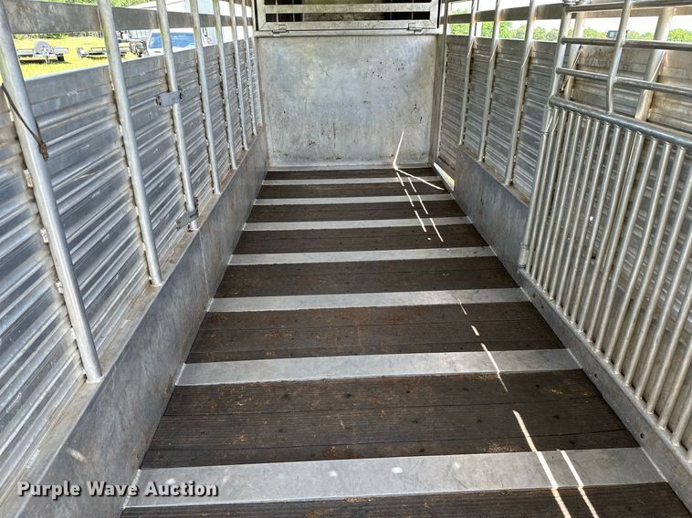 image for item OG9050 C&M  livestock trailer