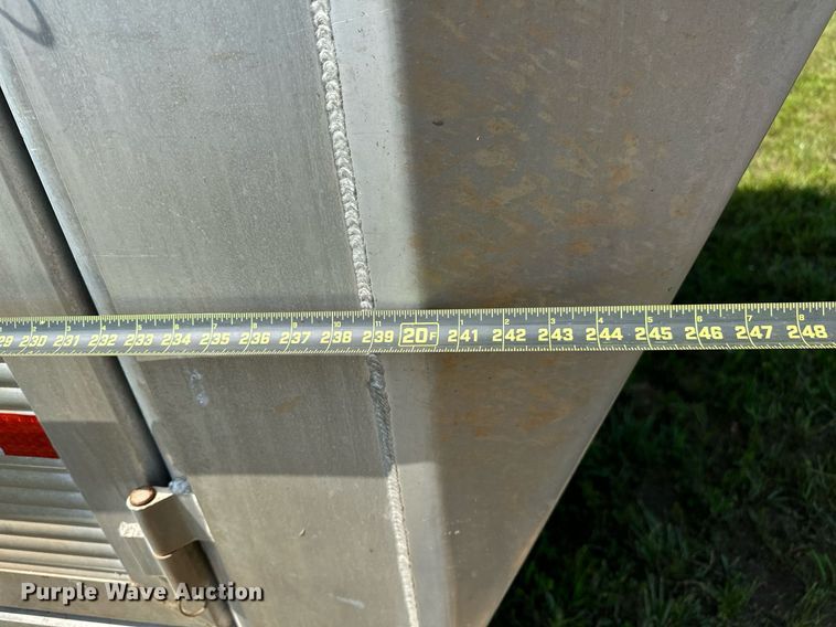 image for item OG9050 C&M  livestock trailer