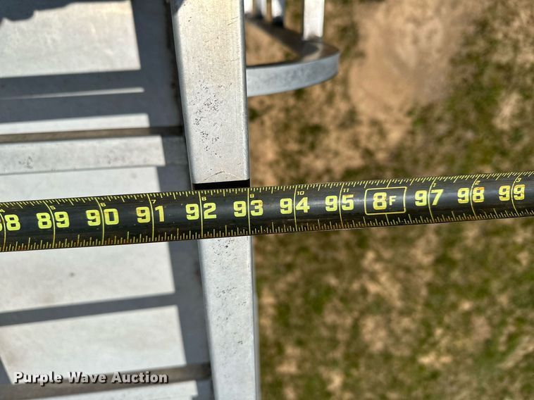 image for item OG9052 1996 Sundowner Siesta  horse trailer