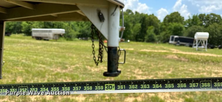 image for item OG9052 1996 Sundowner Siesta  horse trailer