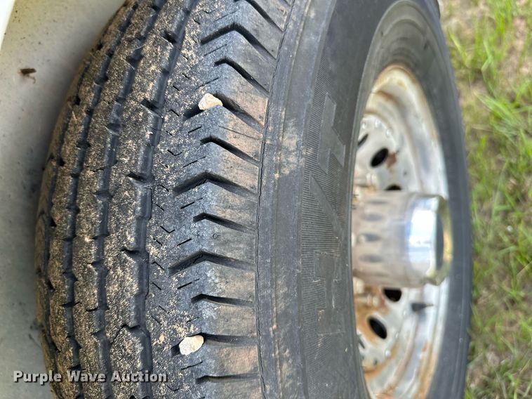 image for item OG9052 1996 Sundowner Siesta  horse trailer