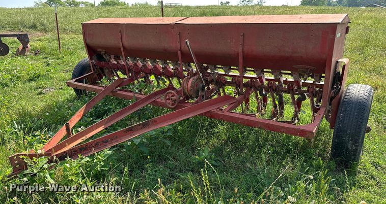 image for item OG9058 Massey Ferguson 33  grain drill