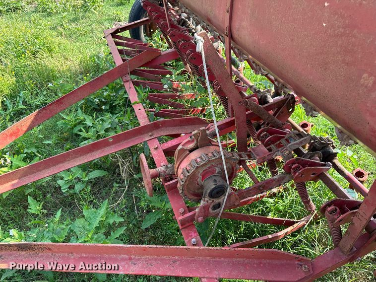 image for item OG9058 Massey Ferguson 33  grain drill