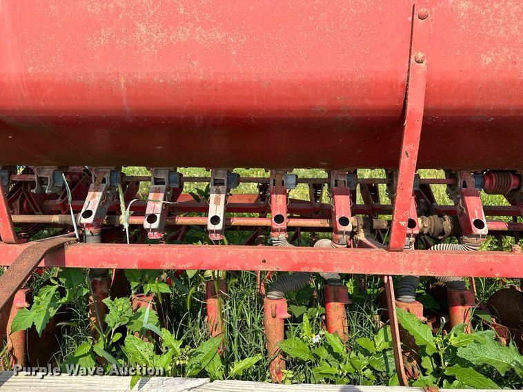 image for item OG9058 Massey Ferguson 33  grain drill