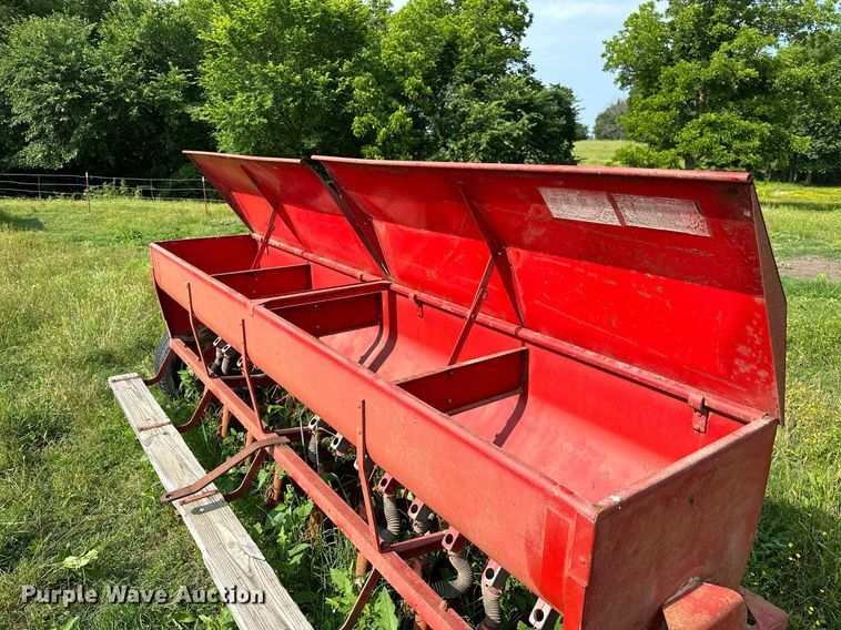 image for item OG9058 Massey Ferguson 33  grain drill