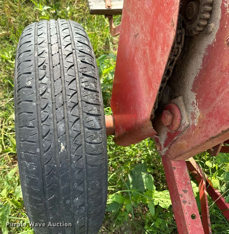 image for item OG9058 Massey Ferguson 33  grain drill