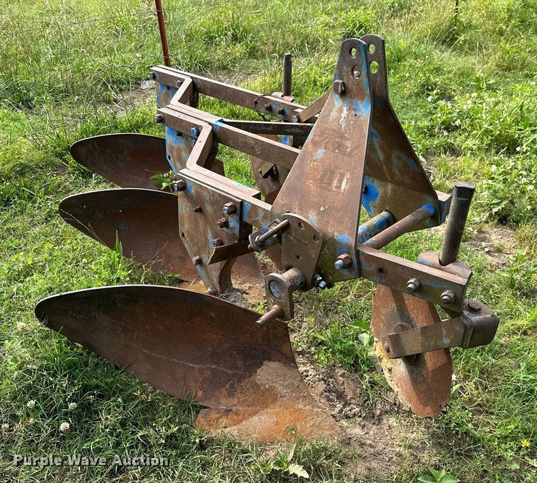 image for item OG9059 Ford  three bottom plow