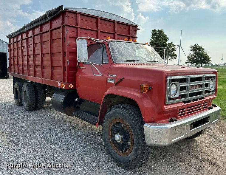 image for item OG9064 1977 GMC Sierra 6500  grain truck