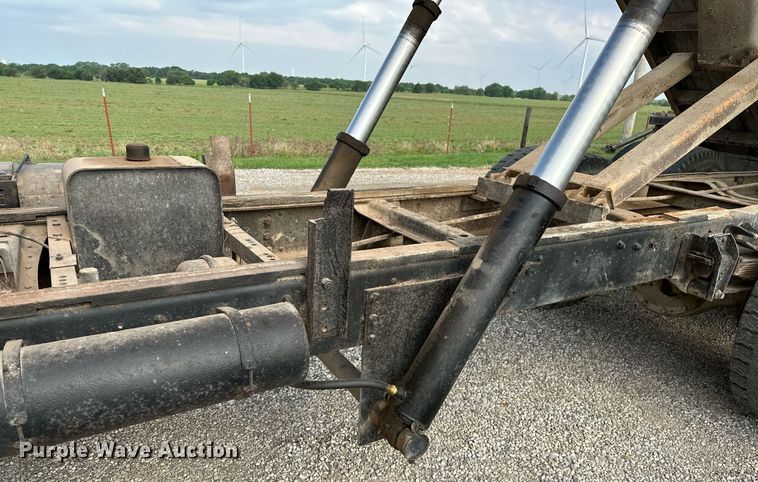 image for item OG9064 1977 GMC Sierra 6500  grain truck