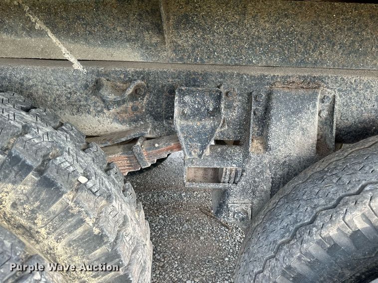 image for item OG9064 1977 GMC Sierra 6500  grain truck