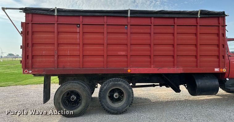 image for item OG9064 1977 GMC Sierra 6500  grain truck