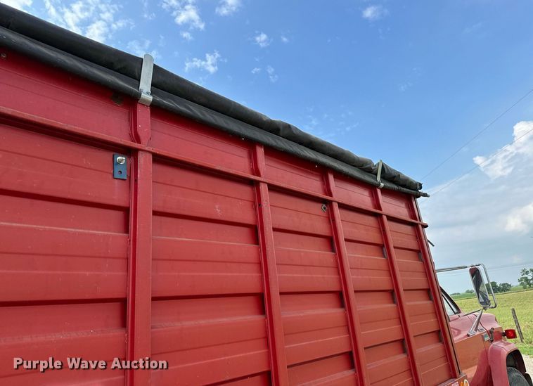 image for item OG9064 1977 GMC Sierra 6500  grain truck