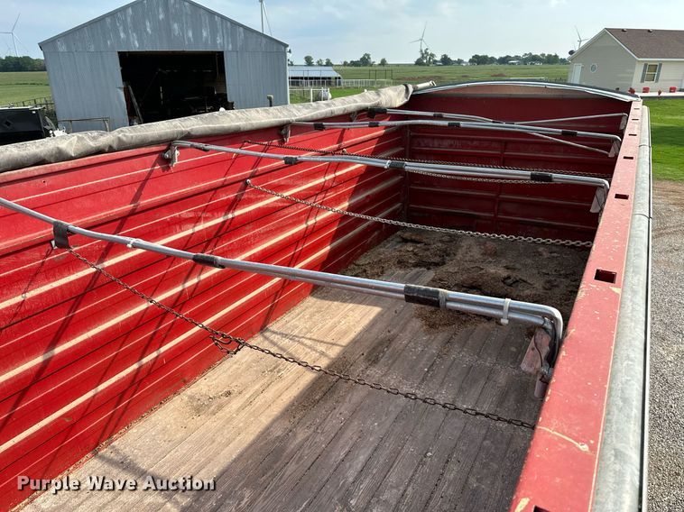 image for item OG9064 1977 GMC Sierra 6500  grain truck