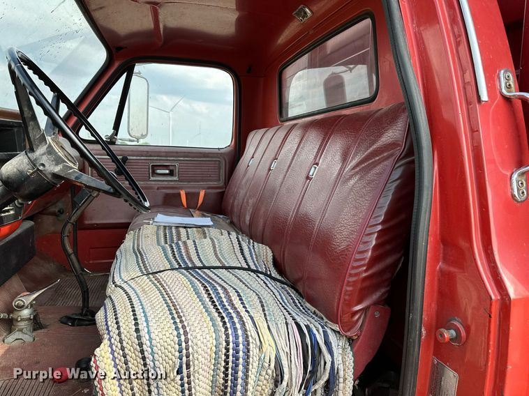 image for item OG9064 1977 GMC Sierra 6500  grain truck