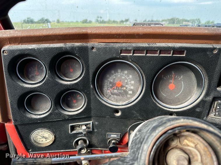 image for item OG9064 1977 GMC Sierra 6500  grain truck