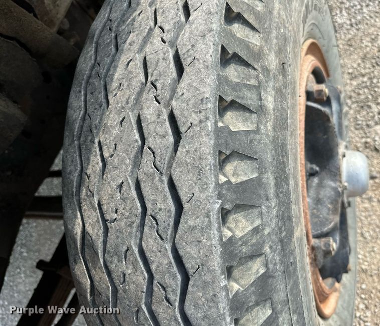 image for item OG9064 1977 GMC Sierra 6500  grain truck